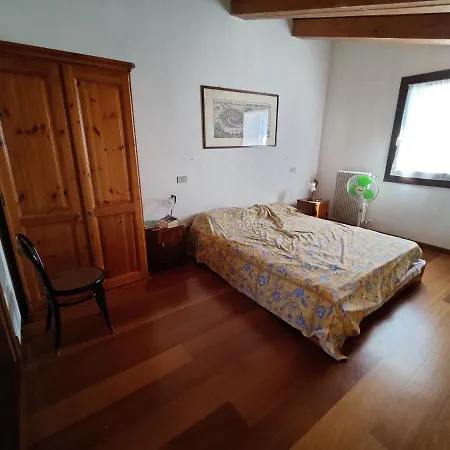 Ca Degli Aironi بيت للعطل